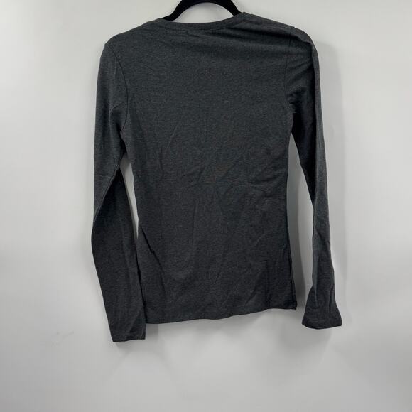 NWOT Active Basic V-neck Gray Long Sleeve t shirt - Picture 2 of 5
